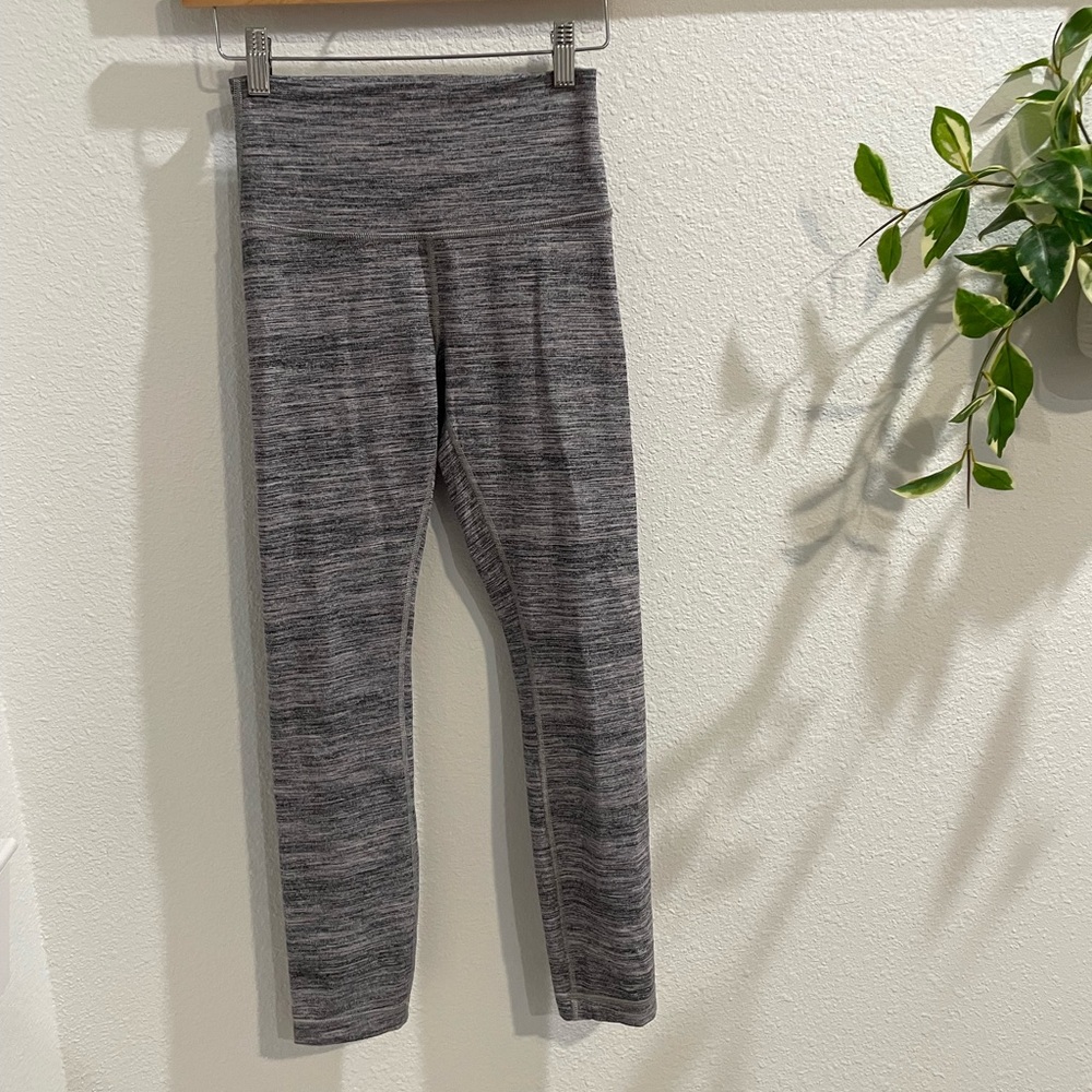 Lululemon heather gray high rise leggings size 4